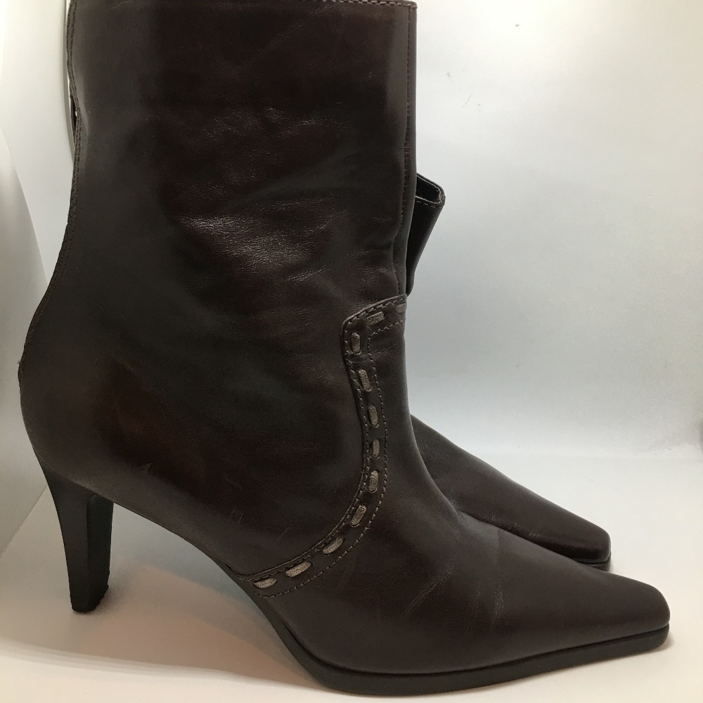 Womens Unisa Deep Wine Leather Ankle Boots Sz 9